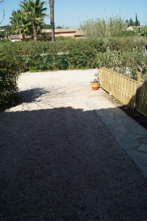 Le Mas Du Bijou Bleu Puget-sur Argens Kamer foto
